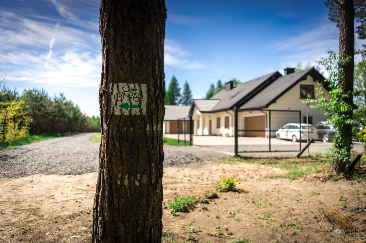 Lesny Dworek Snochowice Buitenkant foto