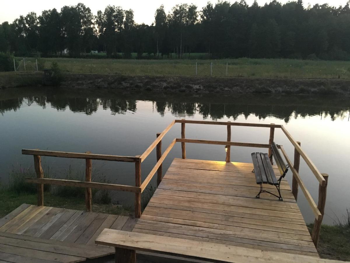 Lesny Dworek Snochowice Buitenkant foto