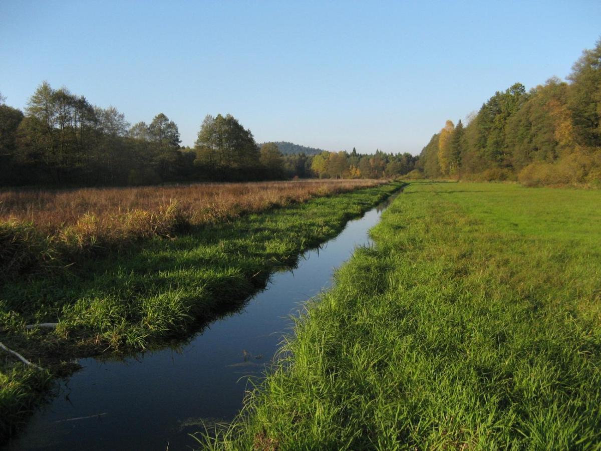 Lesny Dworek Snochowice Buitenkant foto